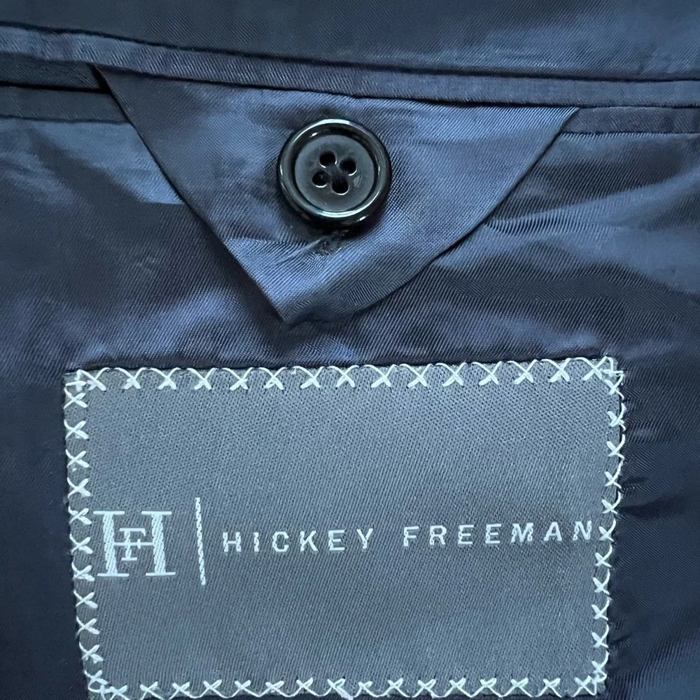 Hickey Freeman 23in flat